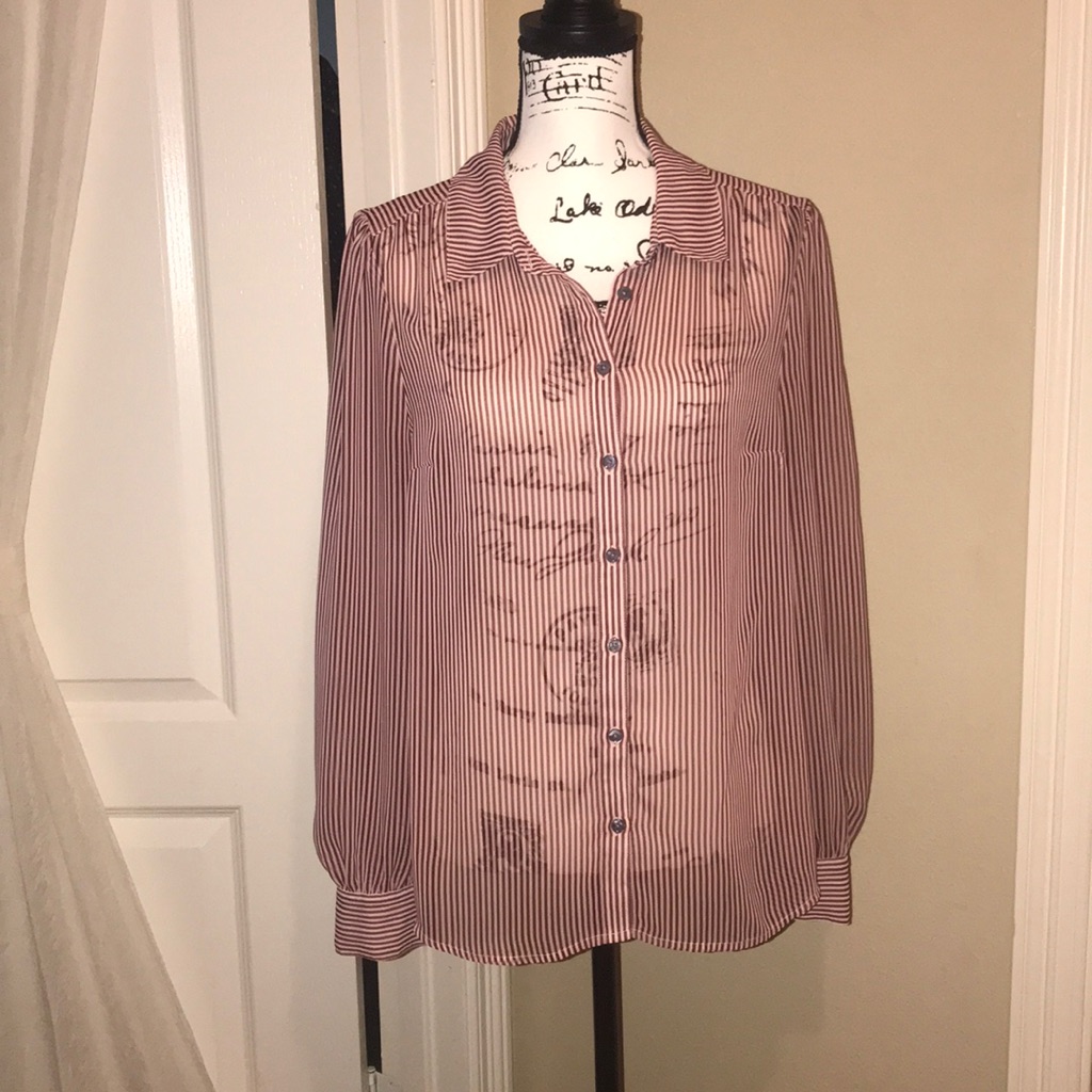 Mod Cloth Brand Long Sleeve Blouse